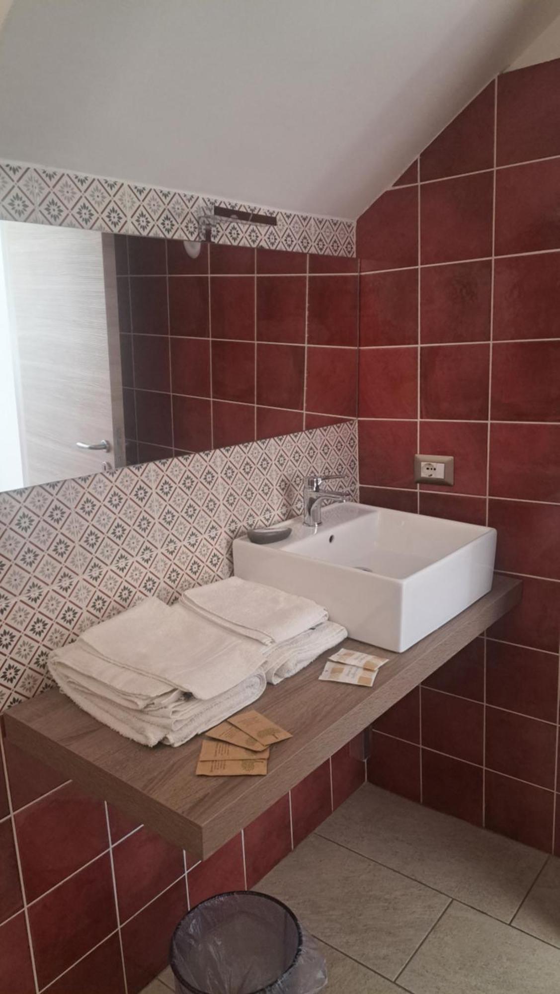 B&B Le Vie Del Borgo Castiglione De Sicilia Bagian luar foto