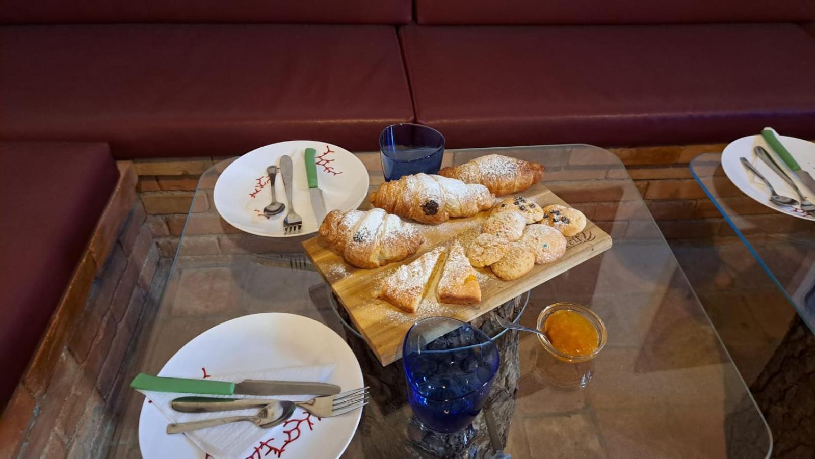 B&B Le Vie Del Borgo Castiglione De Sicilia Bagian luar foto