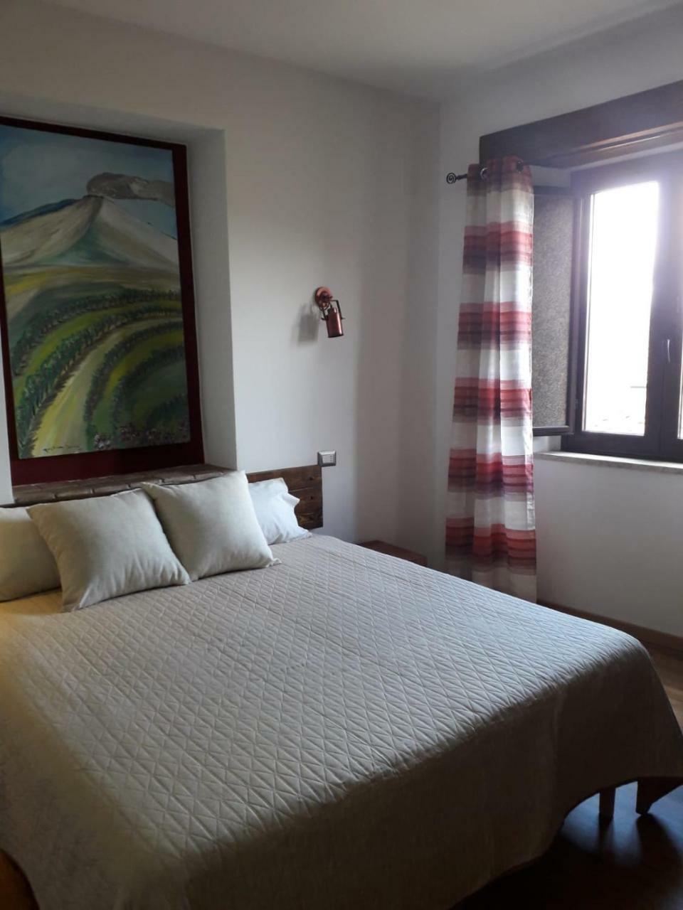 B&B Le Vie Del Borgo Castiglione De Sicilia Bagian luar foto