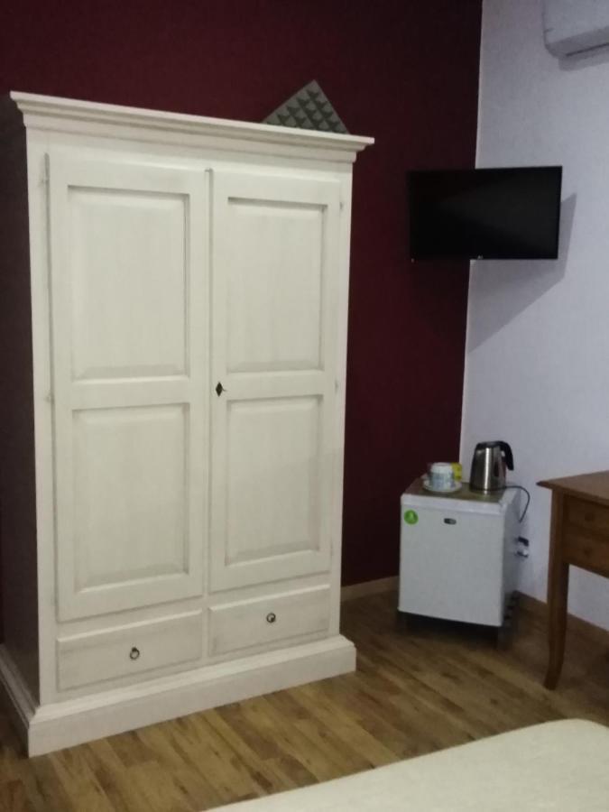B&B Le Vie Del Borgo Castiglione De Sicilia Bagian luar foto