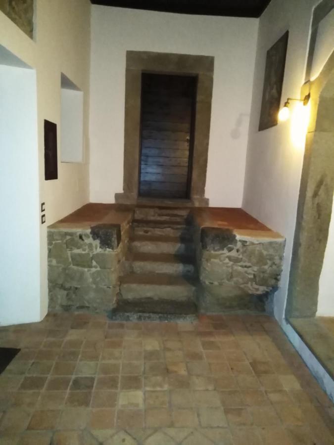 B&B Le Vie Del Borgo Castiglione De Sicilia Bagian luar foto
